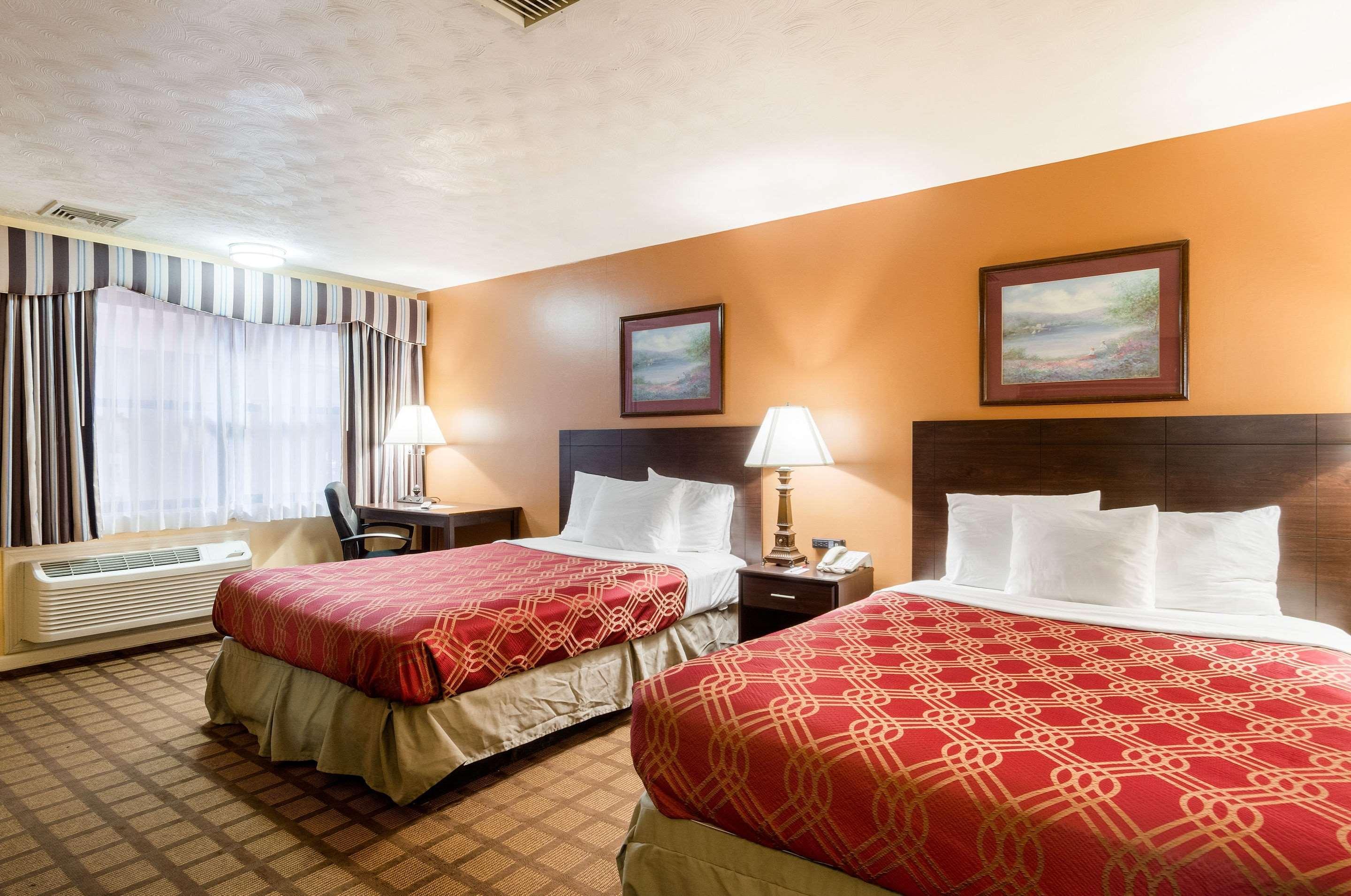 Econo Lodge Boston-Malden Exteriér fotografie