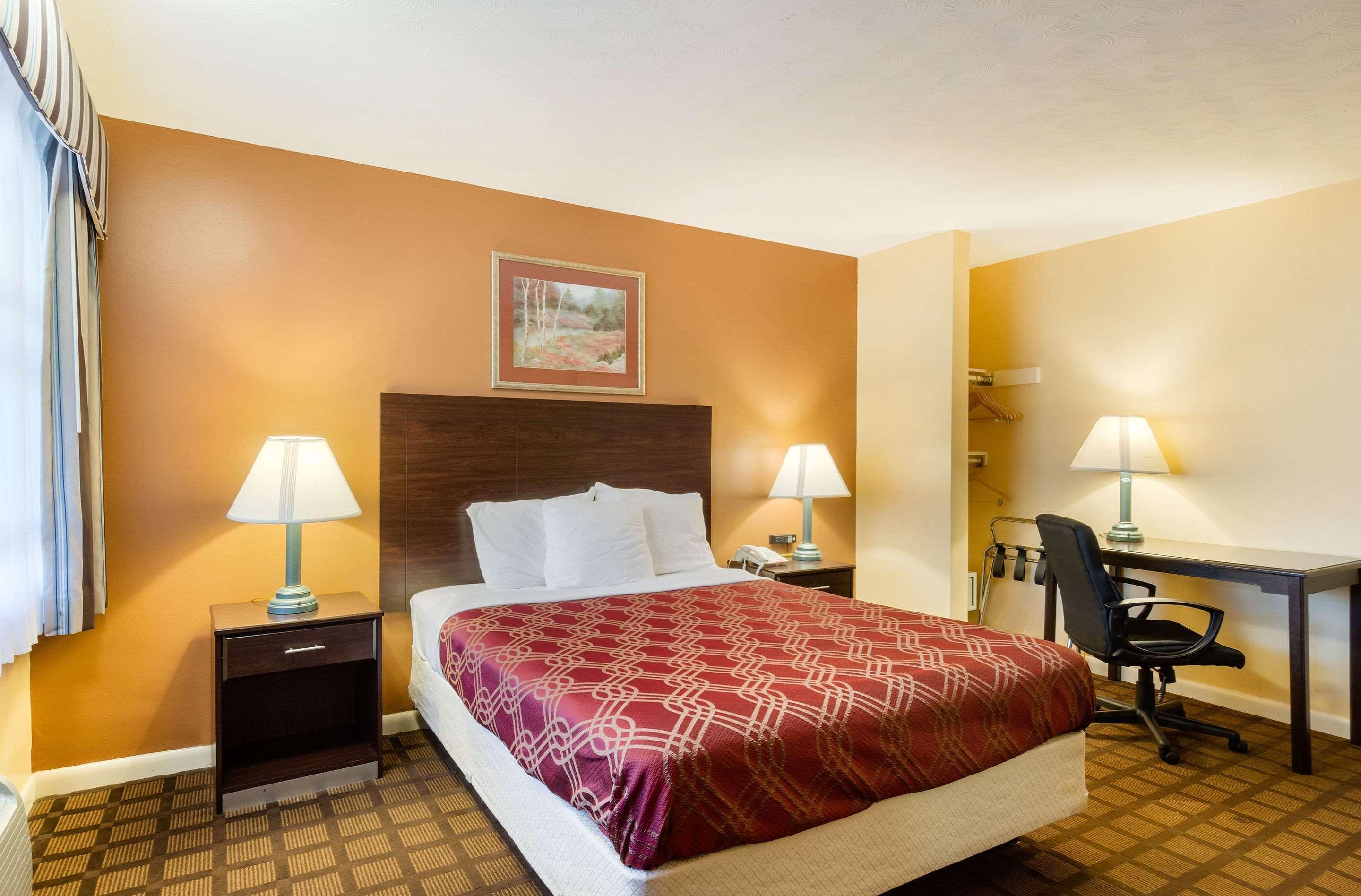 Econo Lodge Boston-Malden Exteriér fotografie