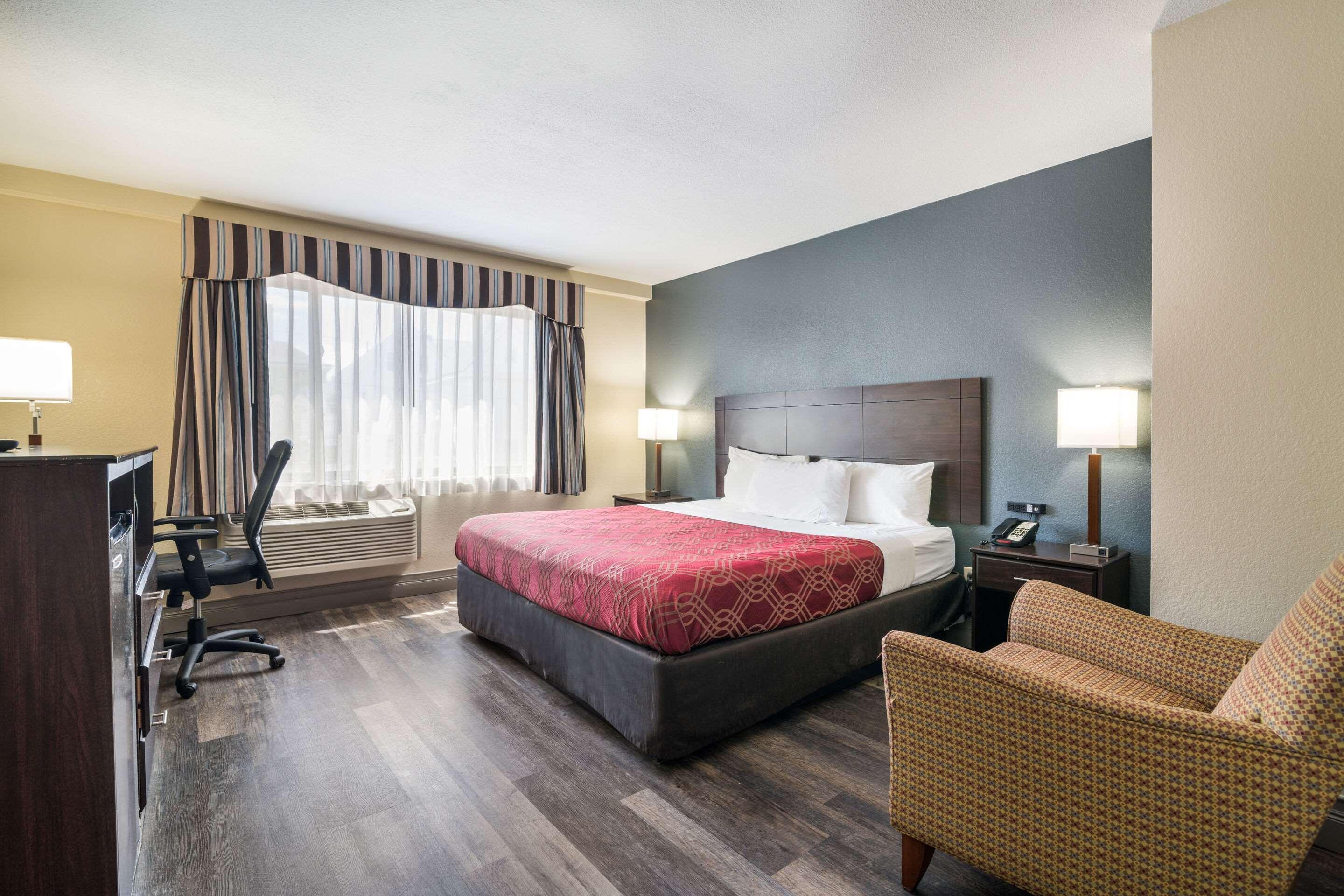 Econo Lodge Boston-Malden Exteriér fotografie